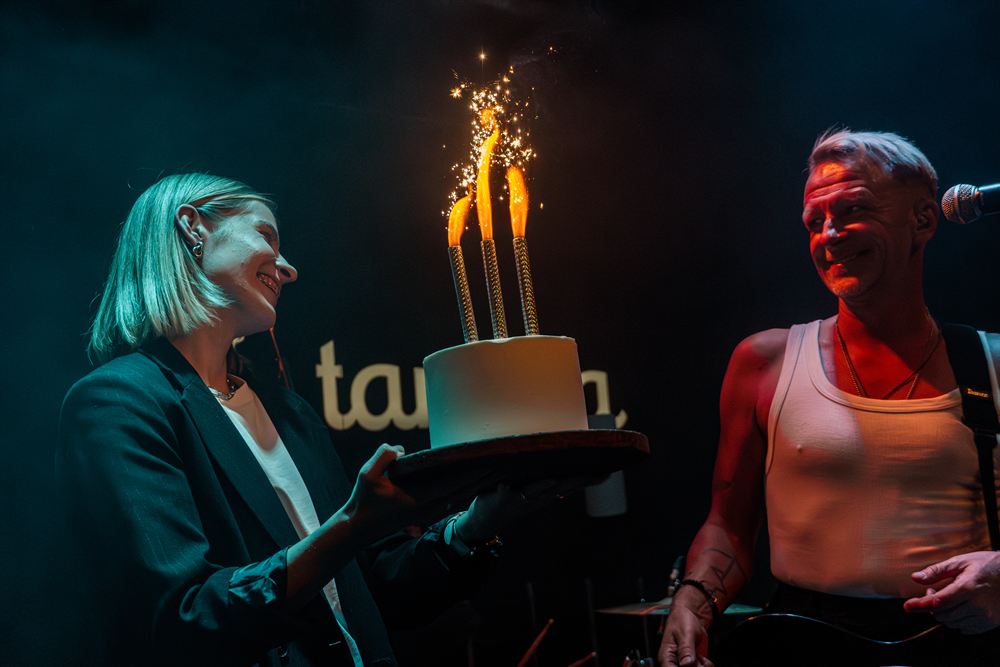 Birthday on Stage (BPL-09)