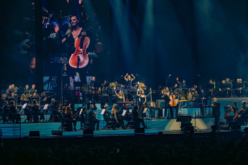 Cello on Screen (HZ-03)